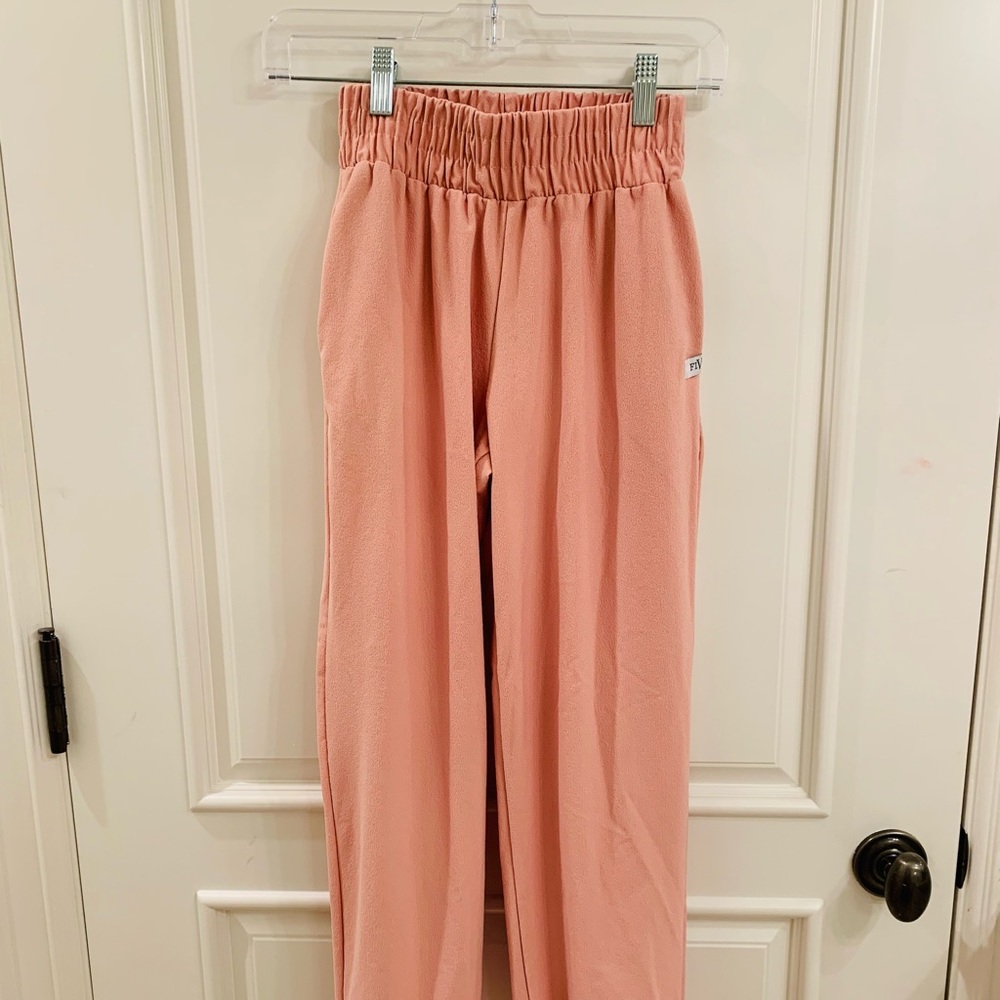 FIVE DANCEWEAR PINK SWEATPANTS. - YXL
